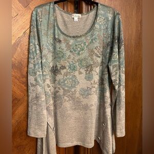 World Unity long blouse